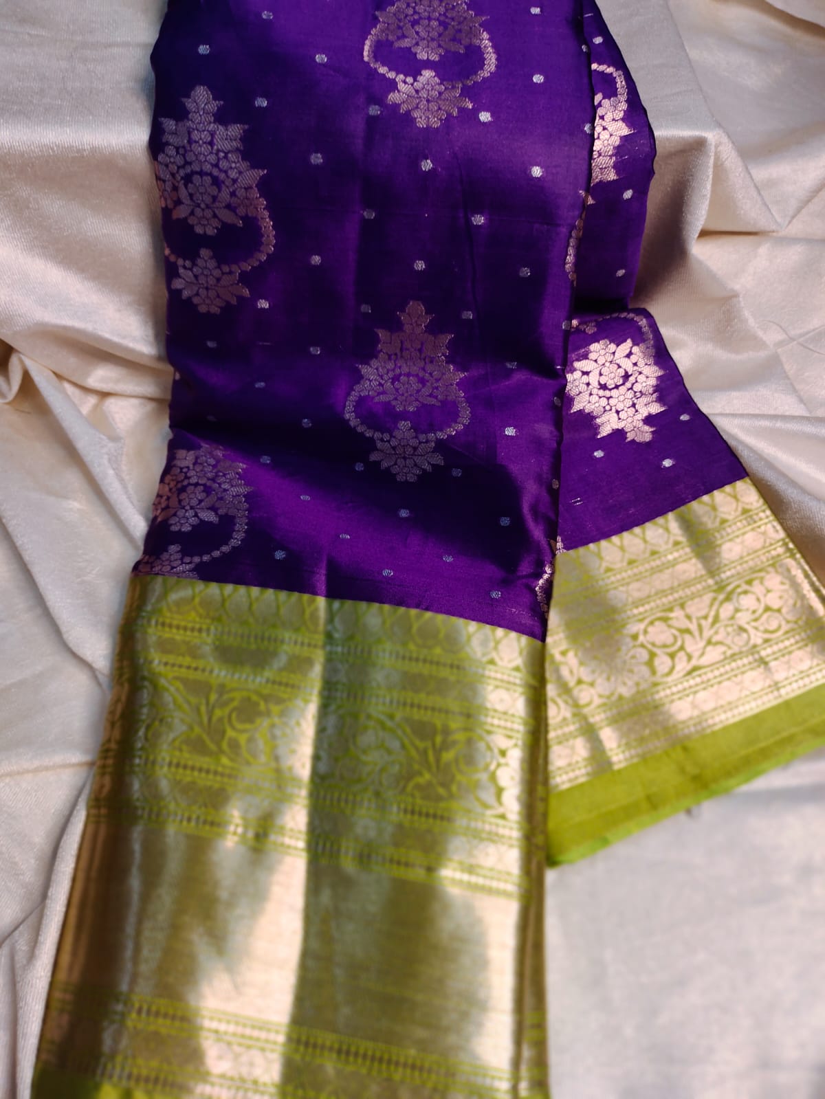 శ్రావణమాసం అమ్మకం