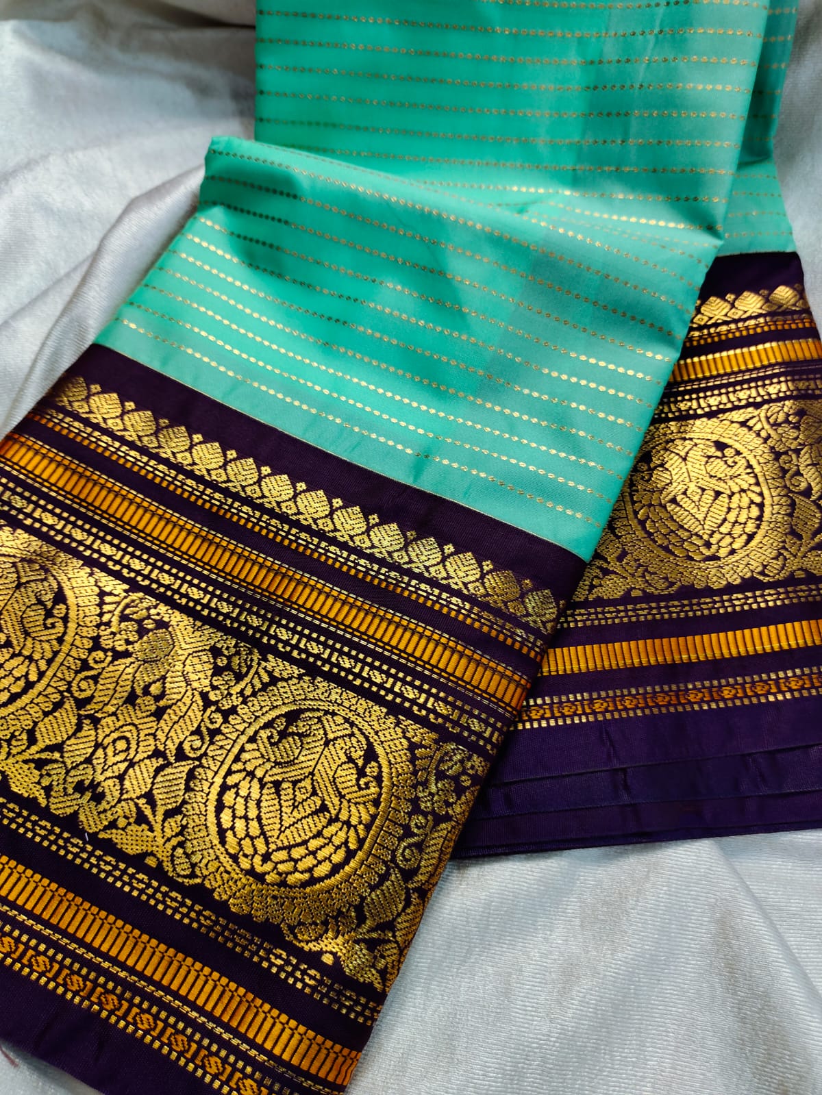 Vintage valli gadwal