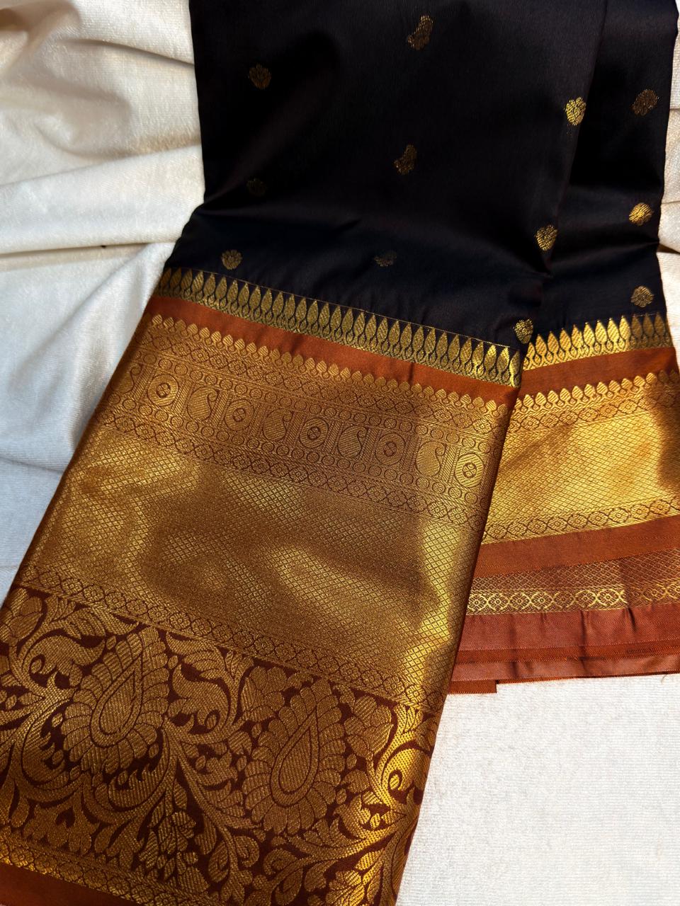 Gadwal sale 1599