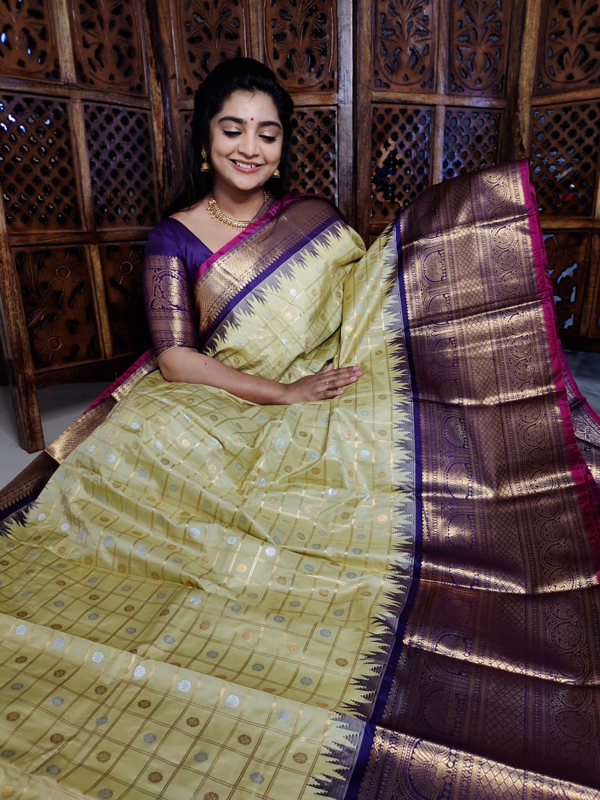 ఎసి 2600