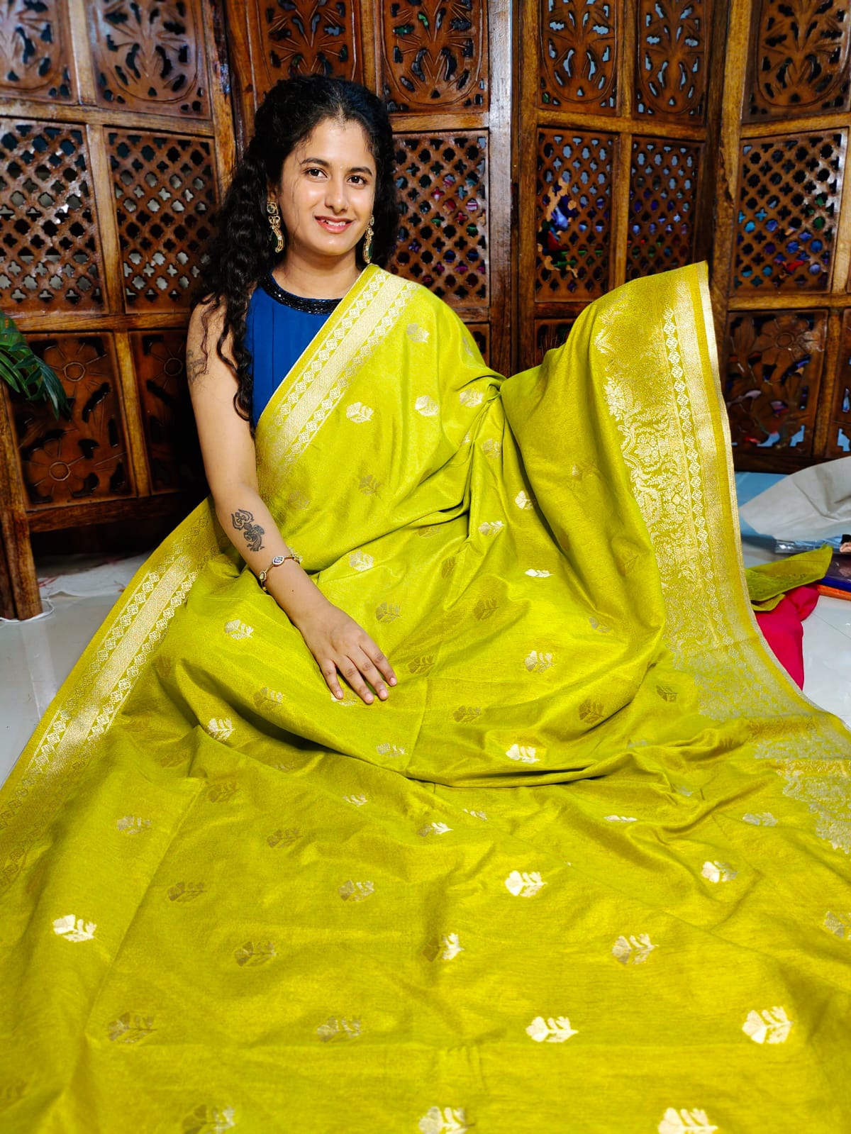 50% offer Saree