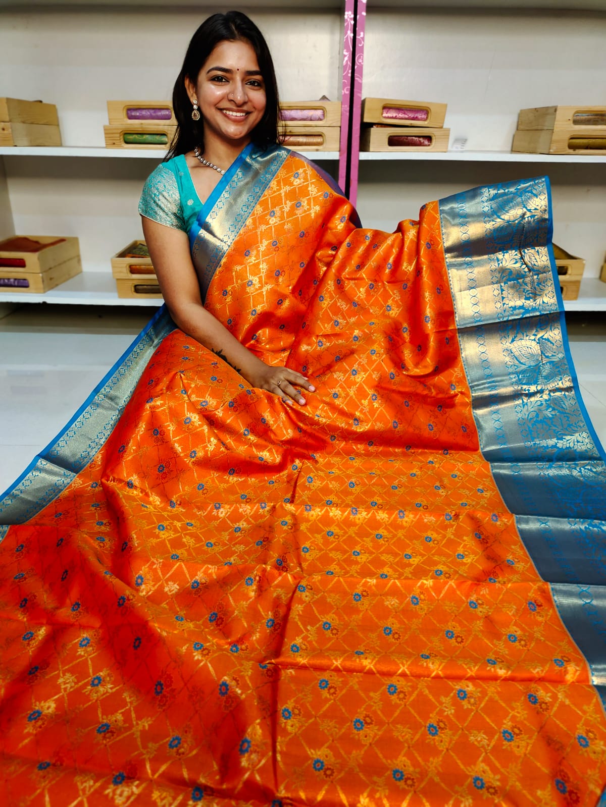 90% offer kanchi pattu sarees