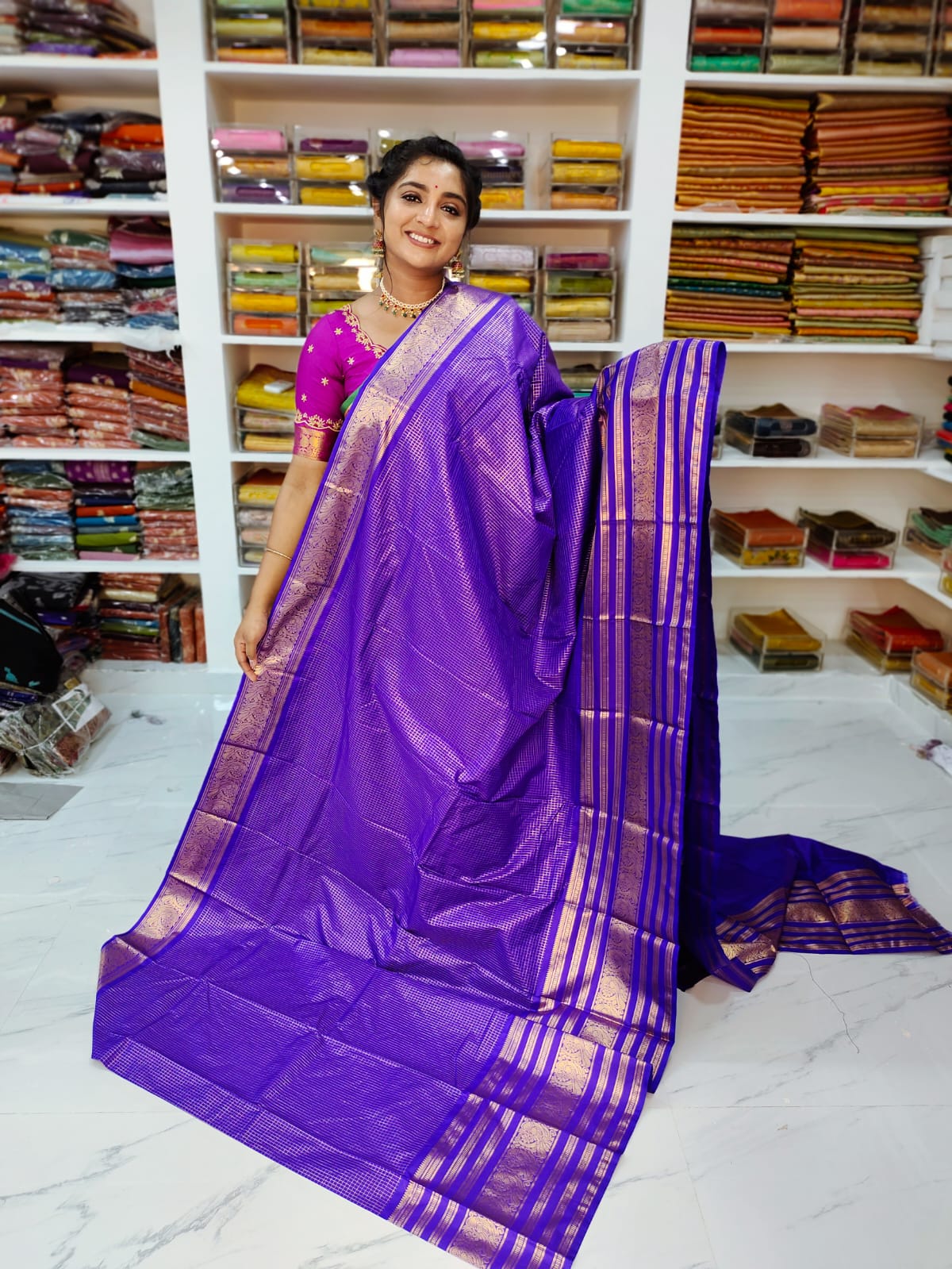 50% offer Valli gadwal