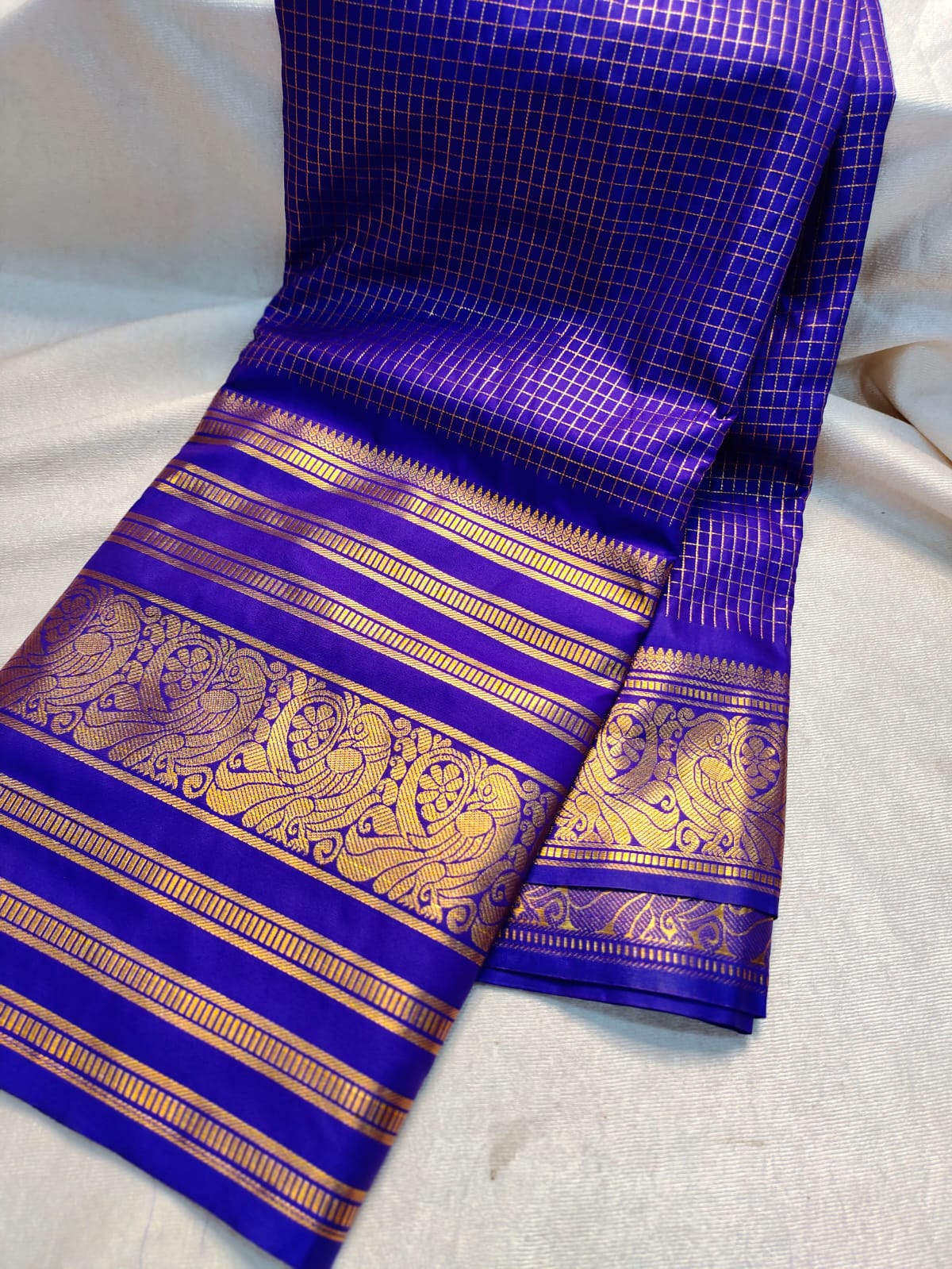 Vintage gadwal sarees