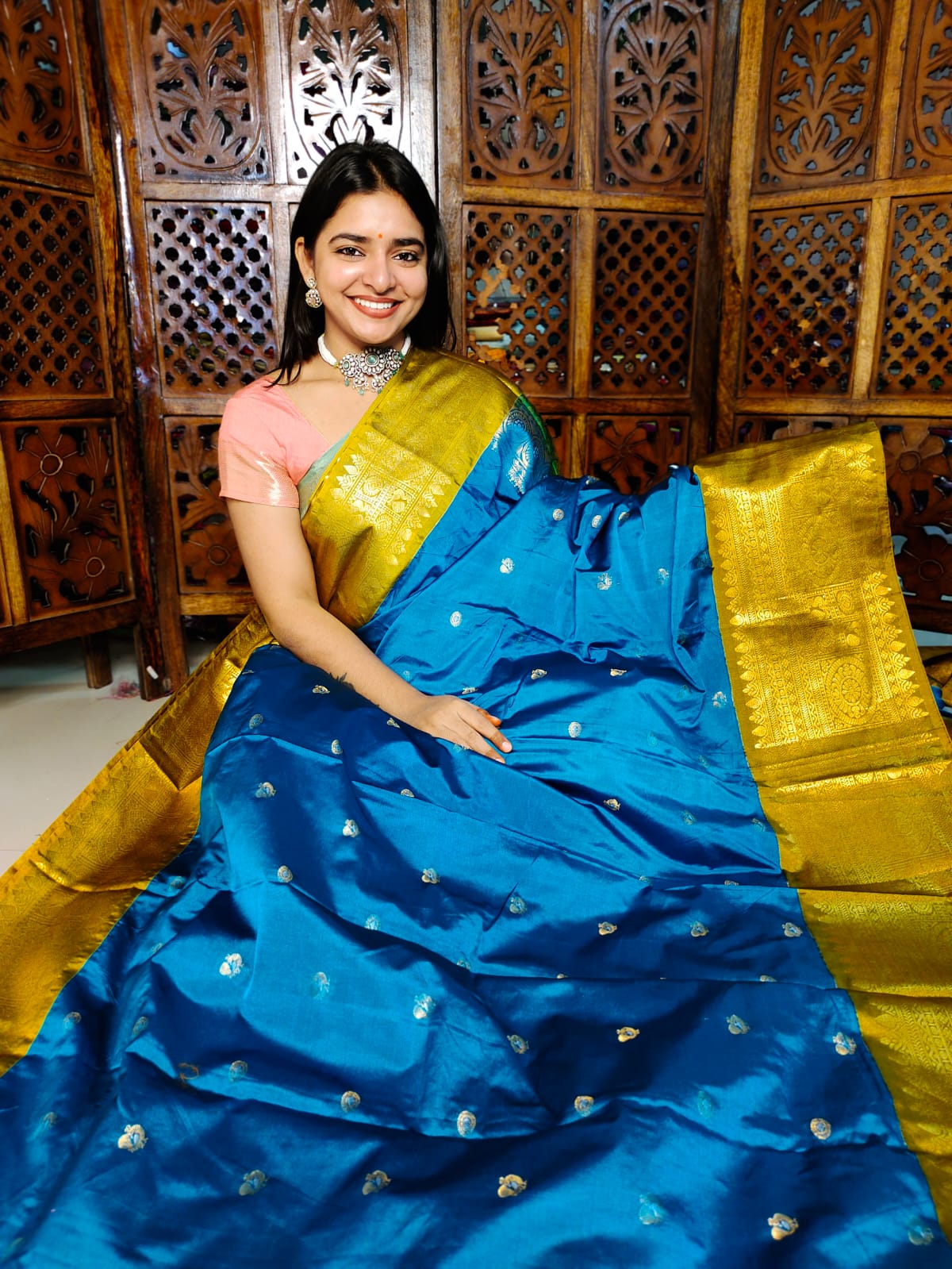 గద్వాల్ క్లియరెన్స్ సేల్
