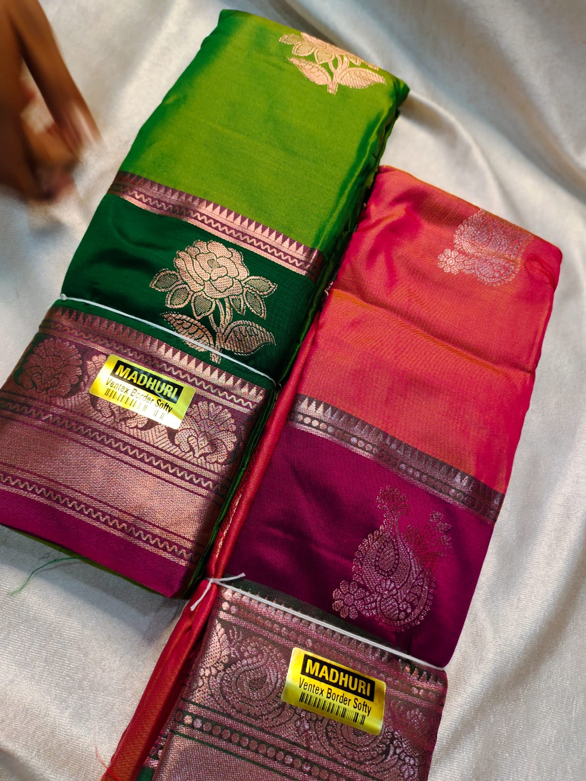 1+1 offer Uppada silk