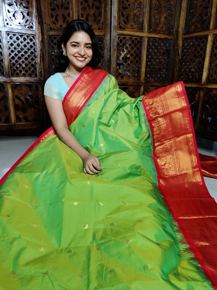 50% offer Saree