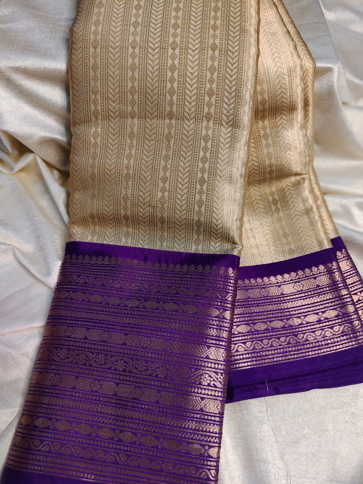 Sravanamasam sale.