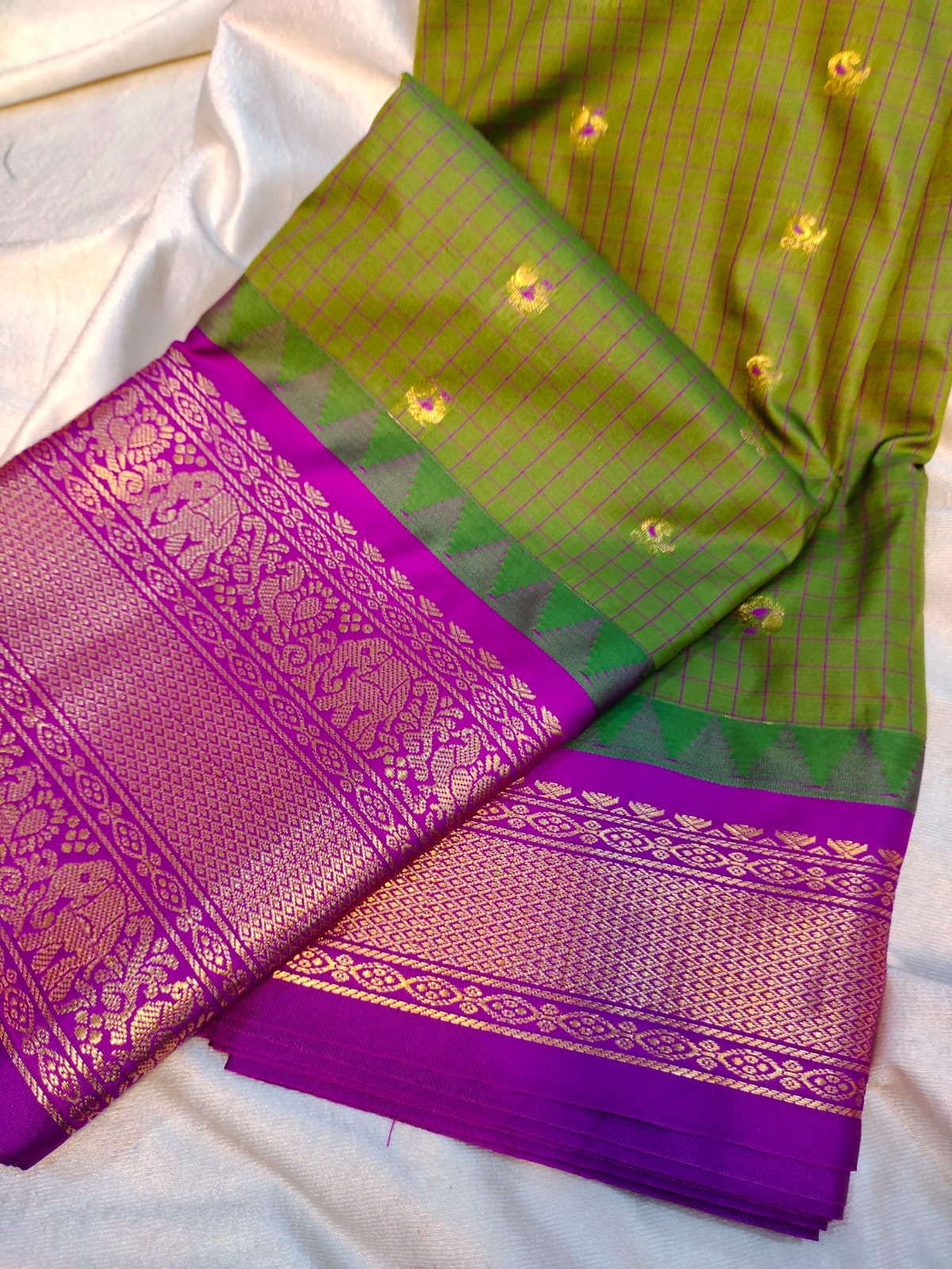 Sravanam gadwal sale