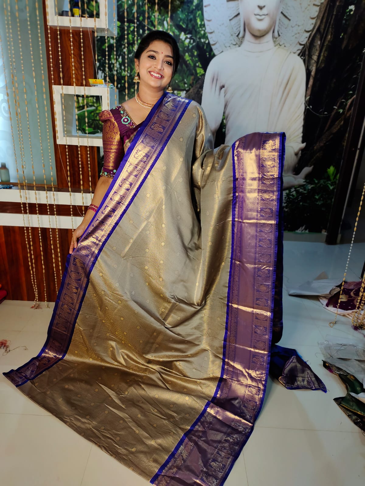 50% offer Valli gadwal