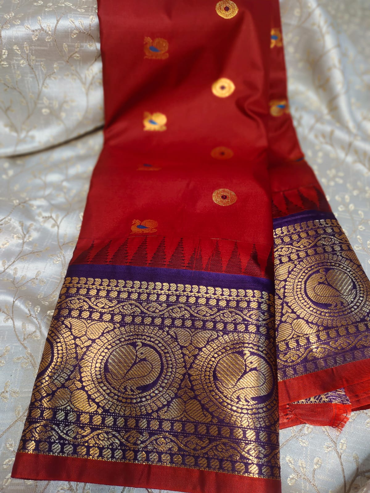 Premium vitange gadwal silk sarees