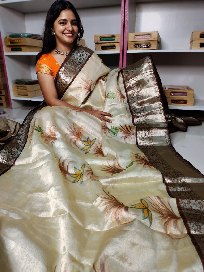 దీపావళికి చీరలు ఆఫర్ చేయండి