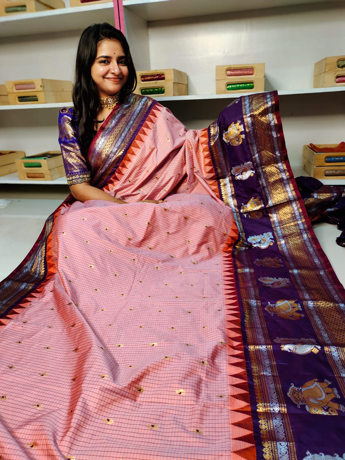 Vitange gadwal silk