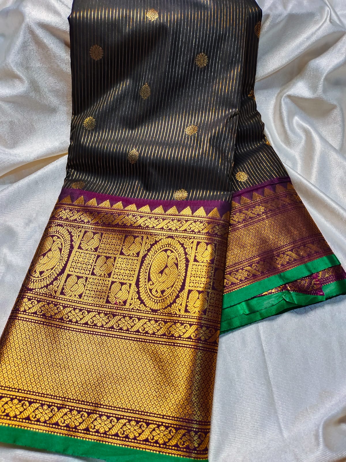 Vitange gadwal silk saree