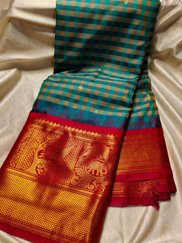 Vitange gadwal silk Saree