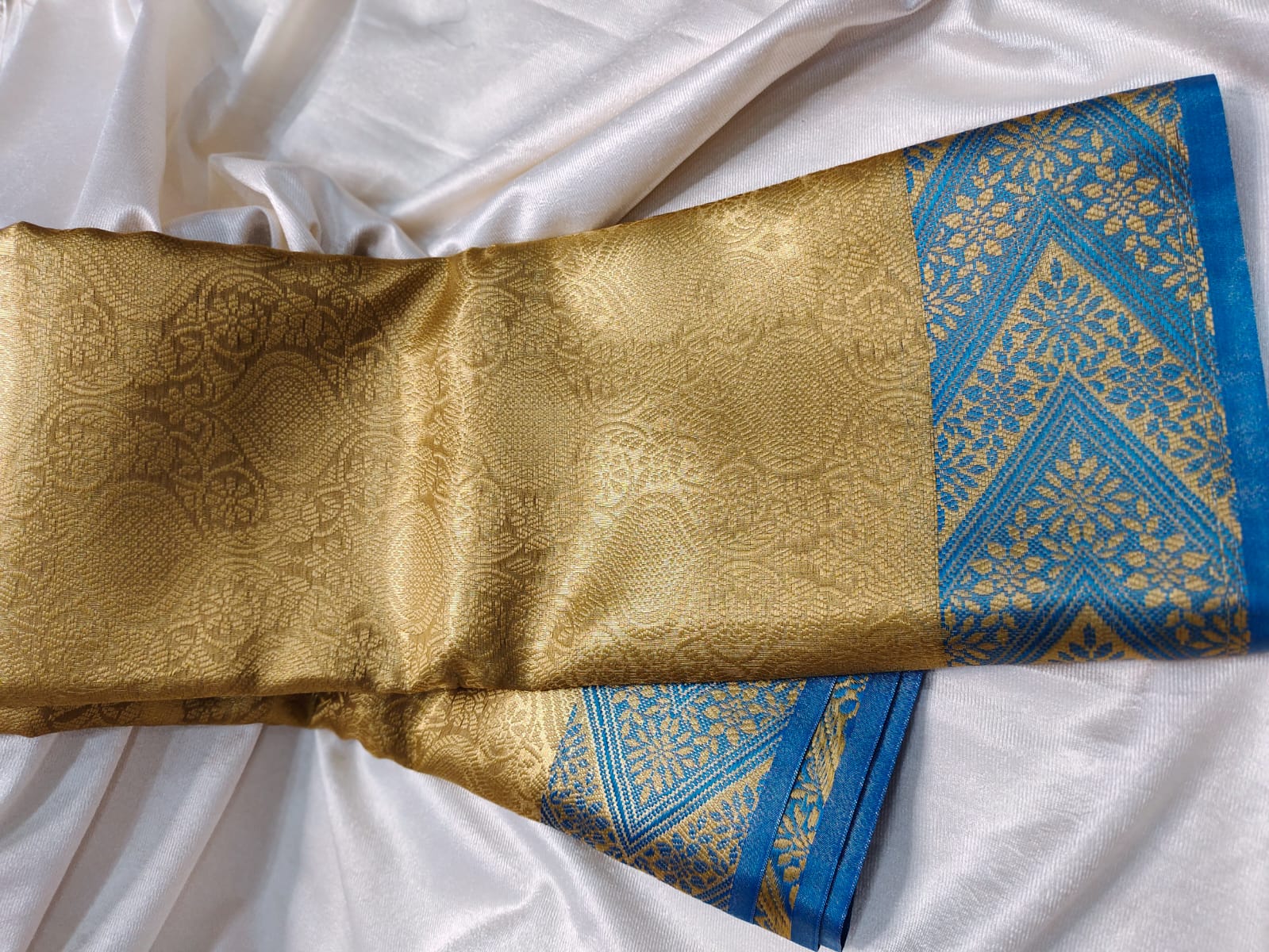 Ashadam sale saree
