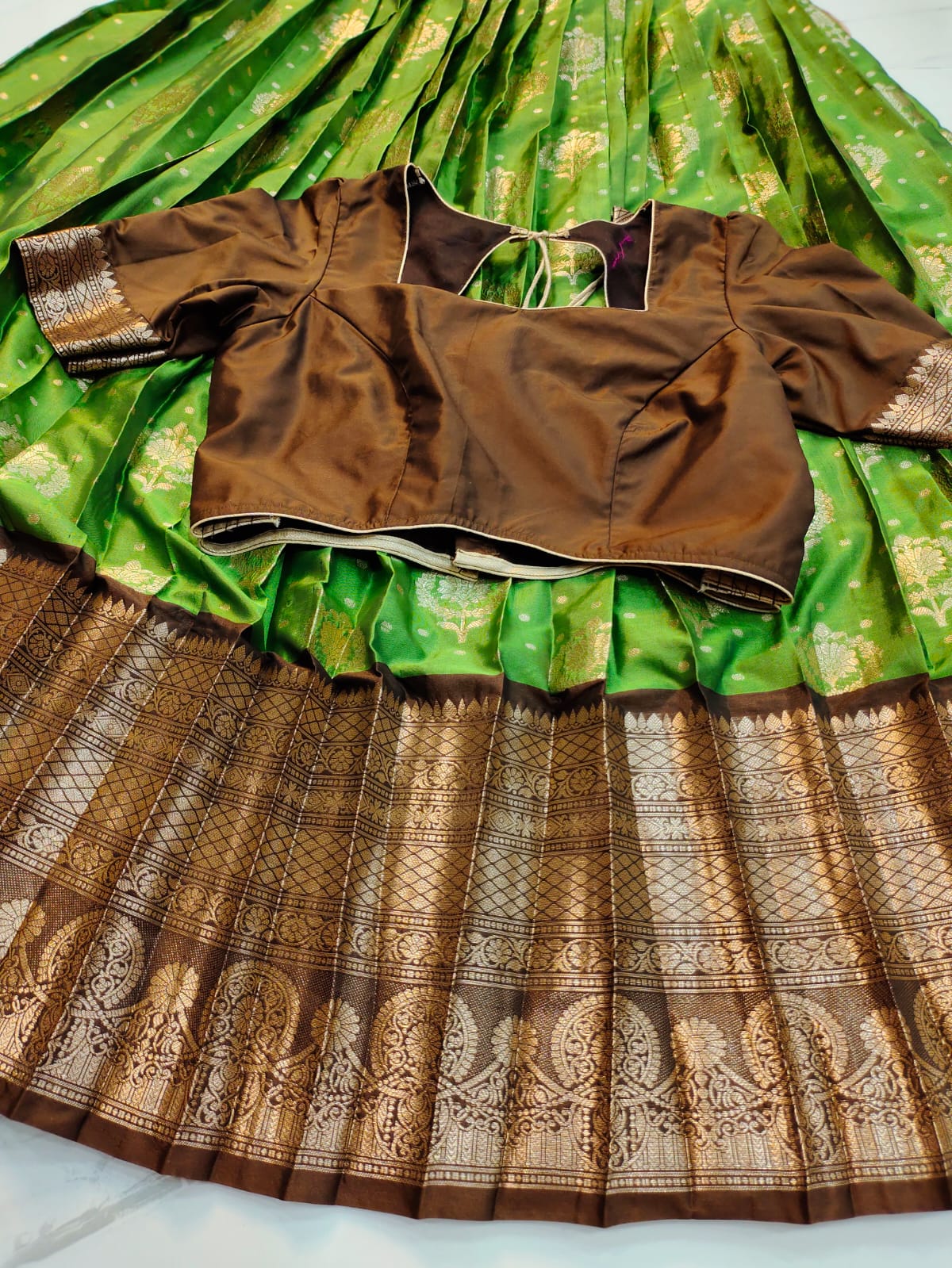 Banarasi lehangas