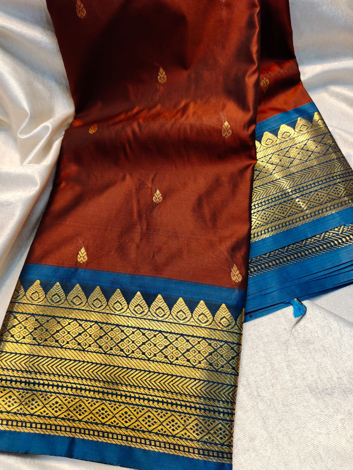 Gadwal sale