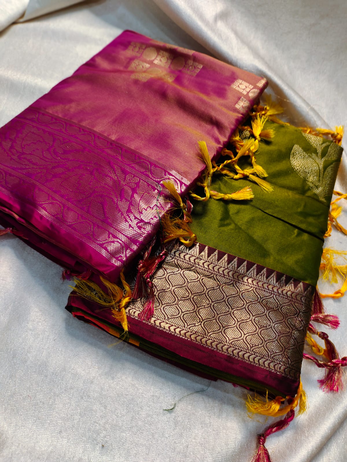 1+1 offer Uppada silk