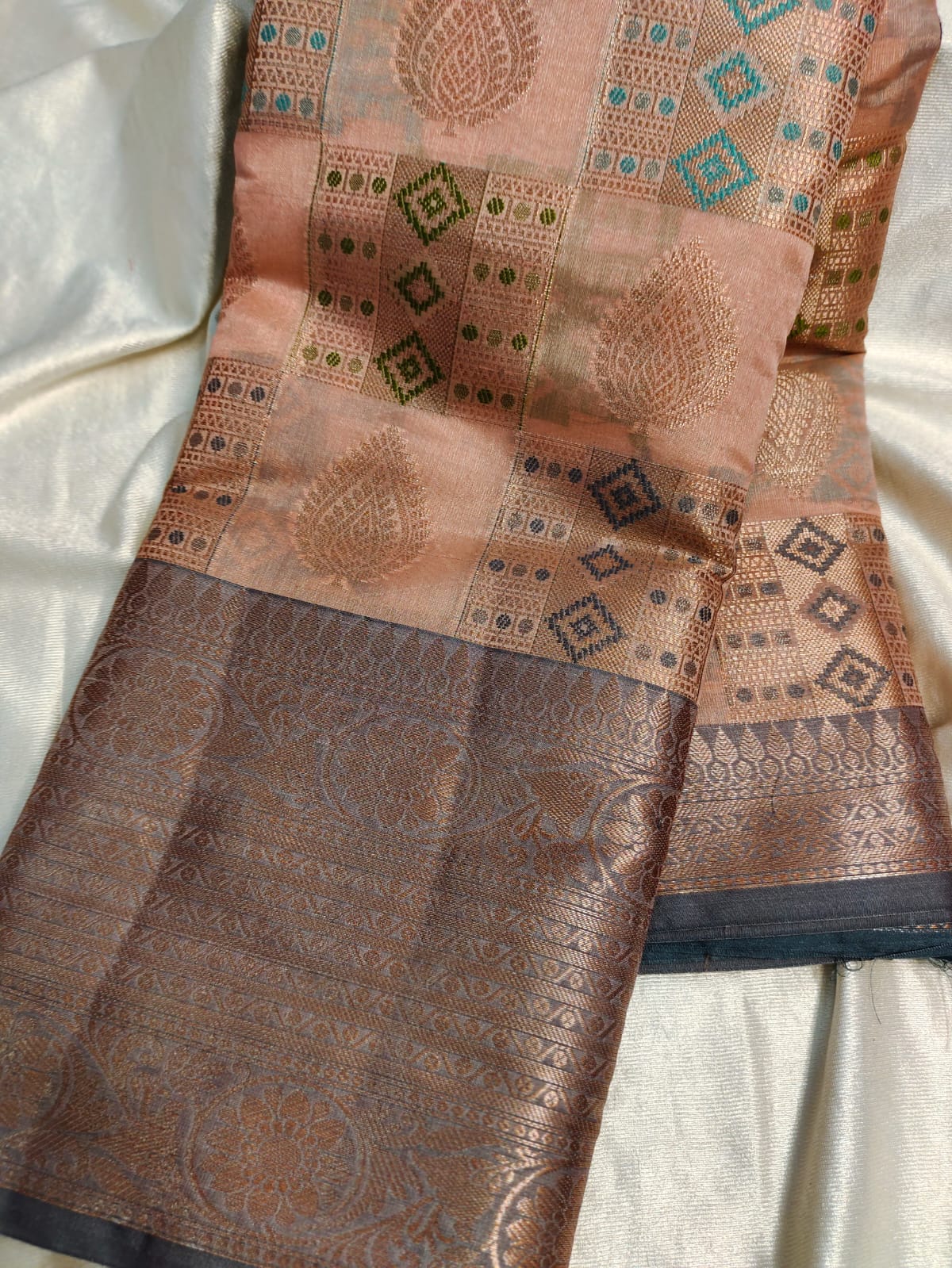 శ్రావణమాసం అమ్మకం