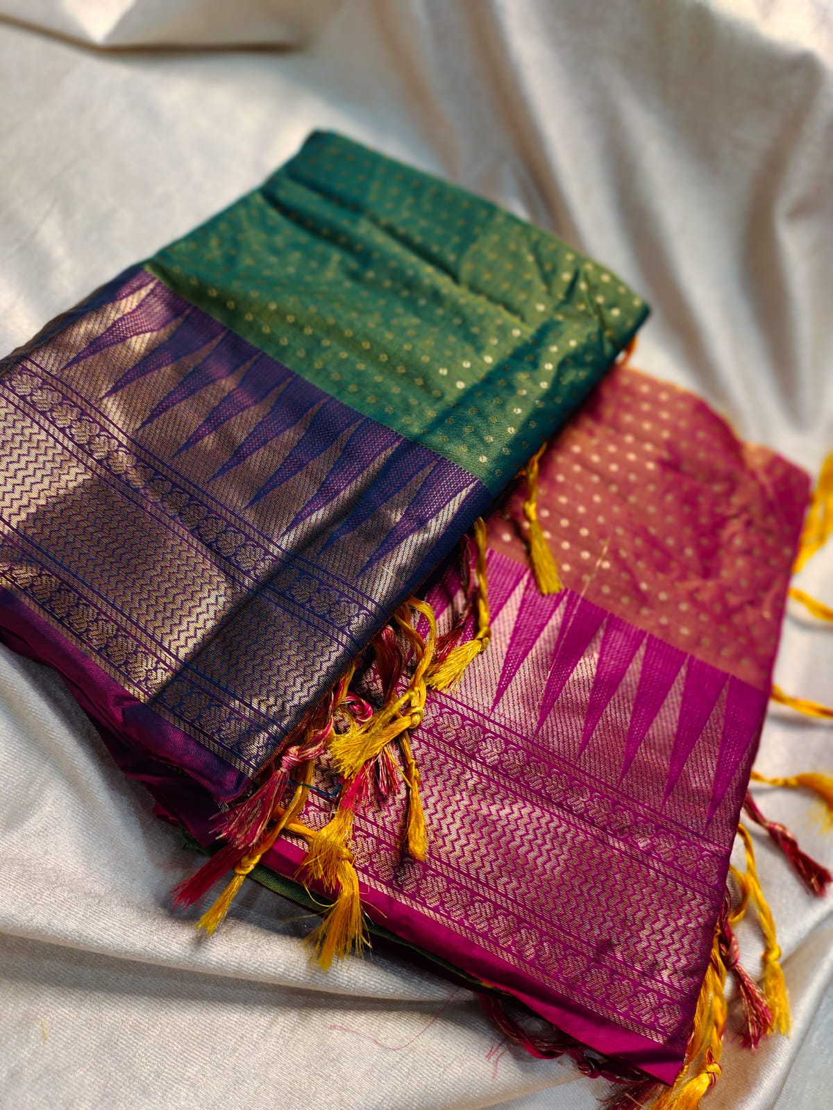 1+1 offer Uppada silk