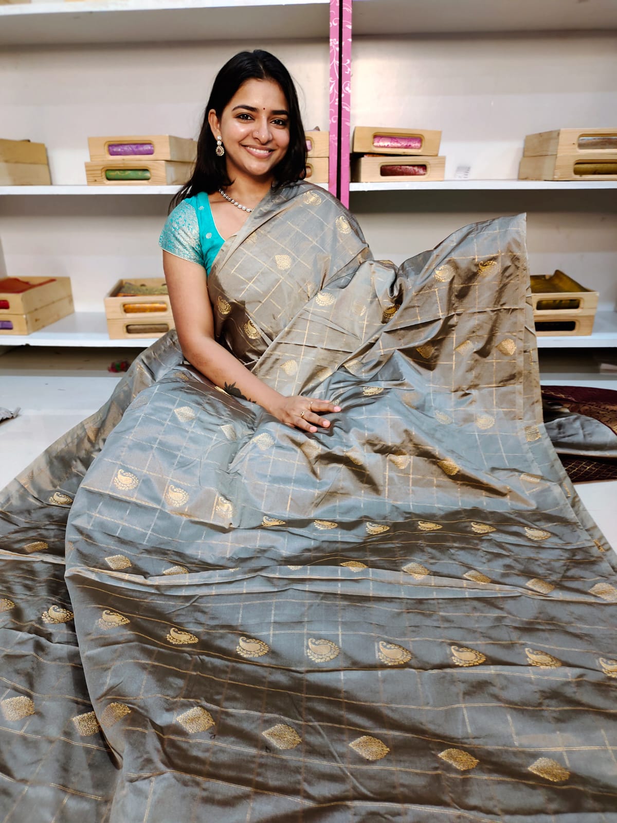 65% offer gadwal sale