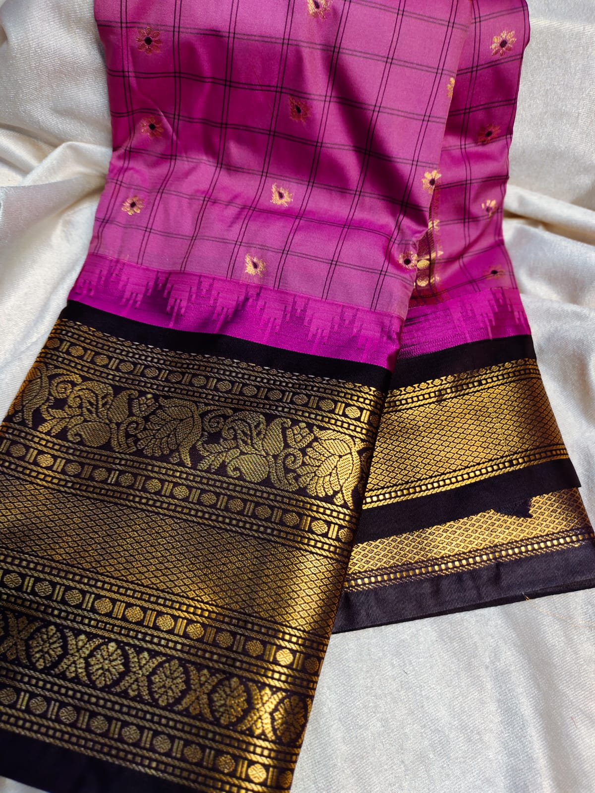 Sravanam gadwal sale