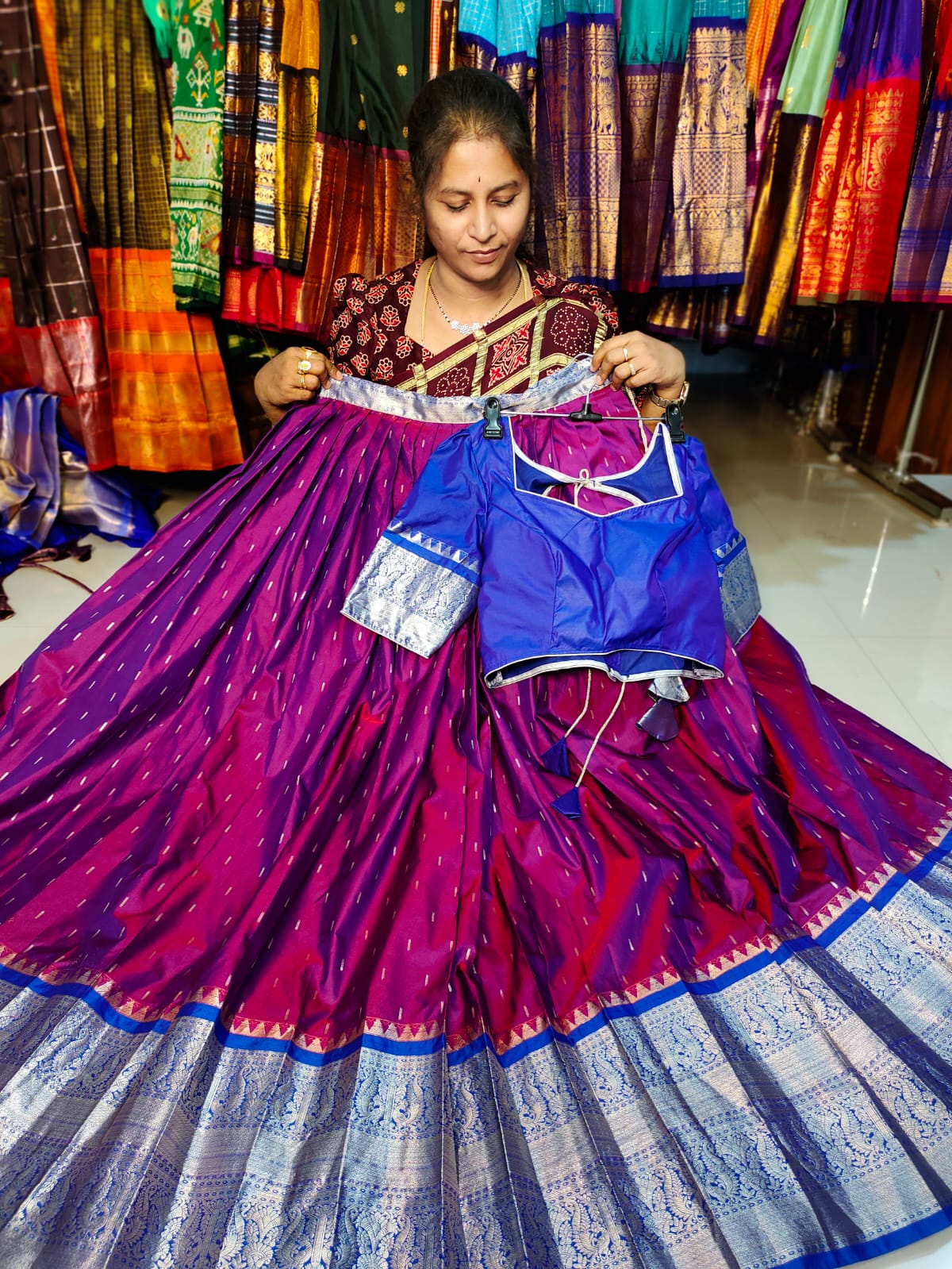 Sale gadwal lehangas