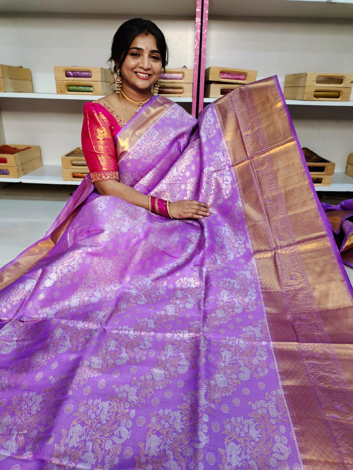90% offer kanchi pattu collections