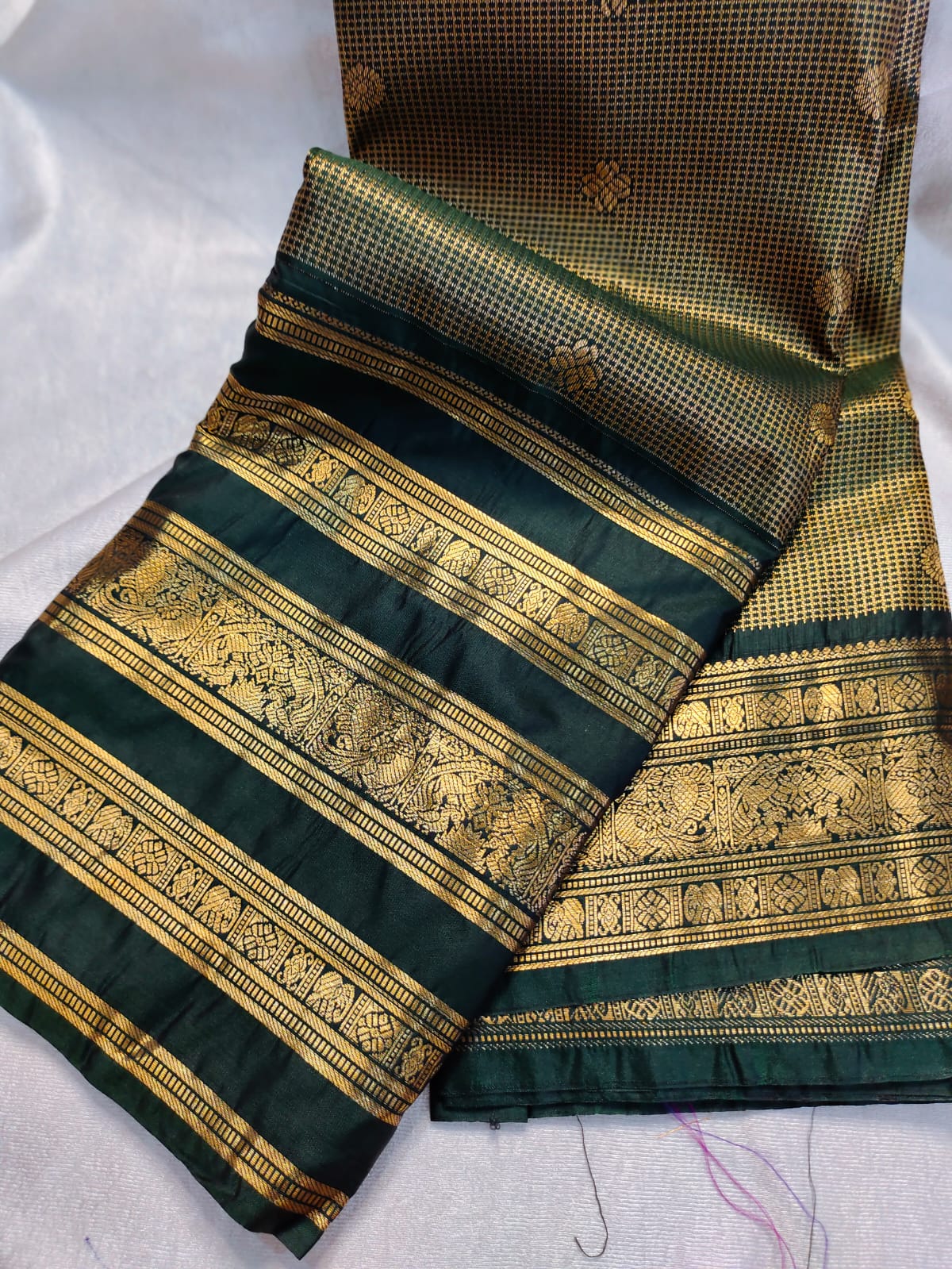 Vintage valli gadwal