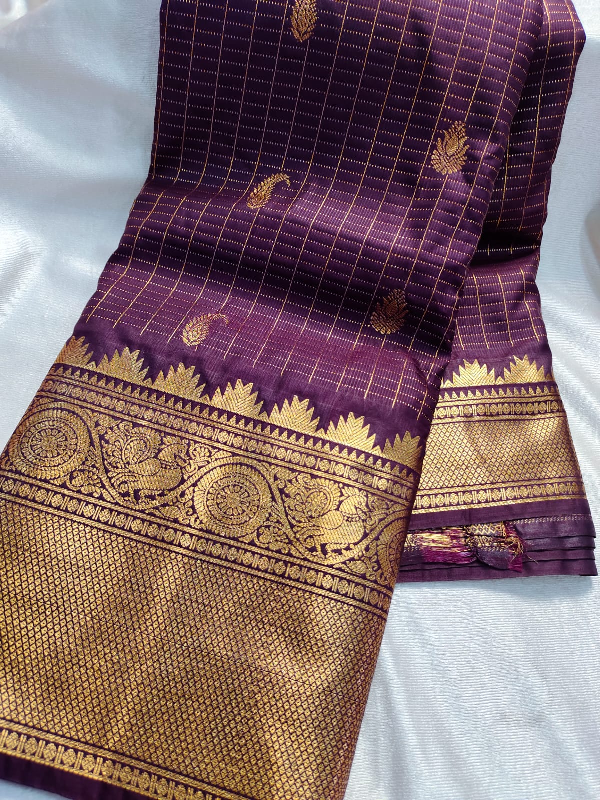 Vintage valli gadwal