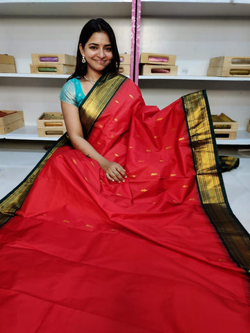 Gadwal offer sarees