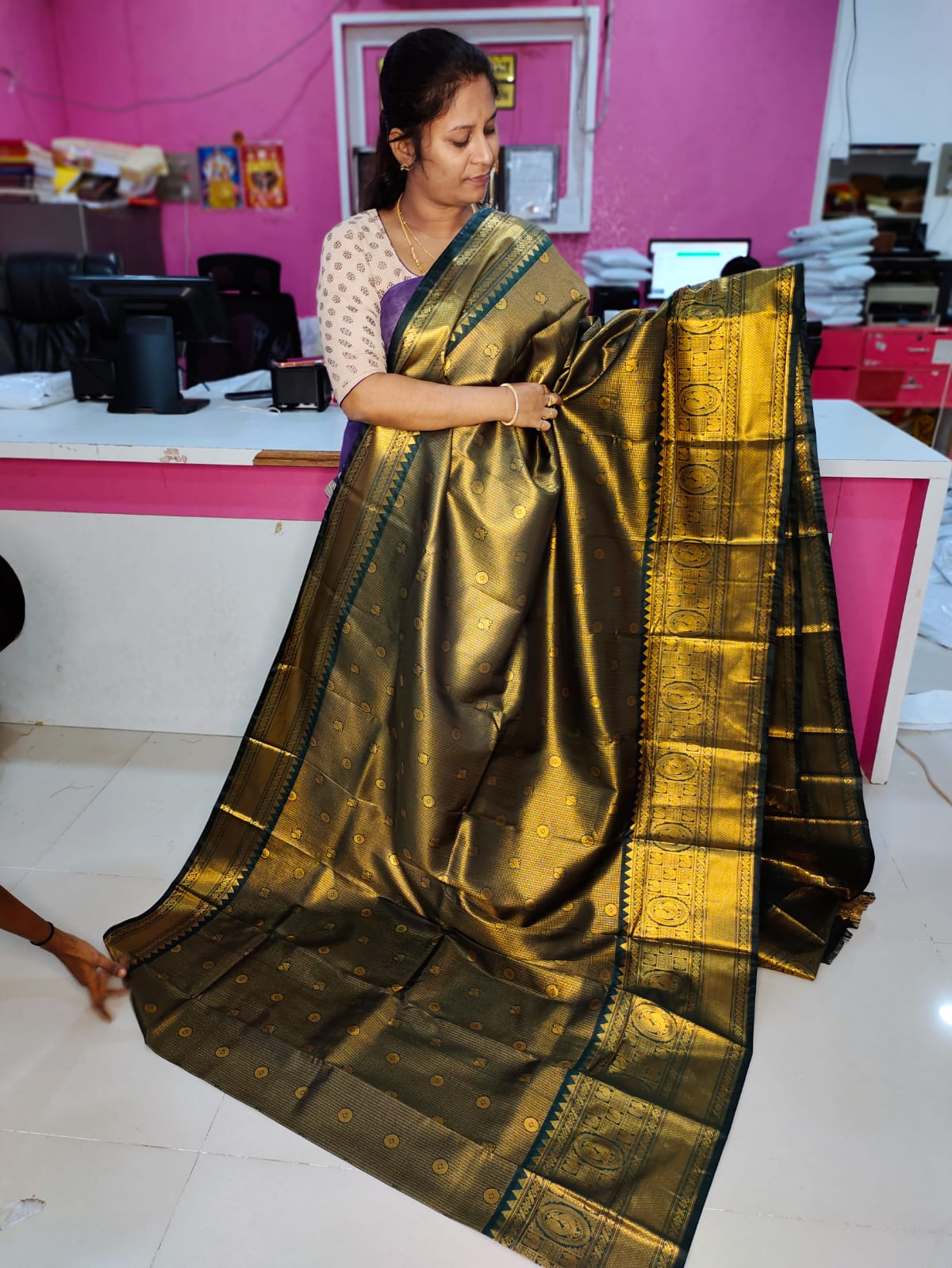 60% offer gadwal sale