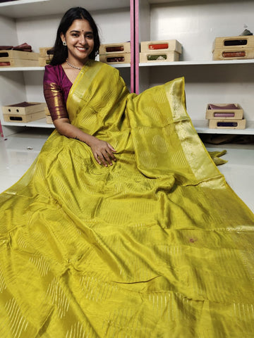 దీపావళికి చీరలు ఆఫర్ చేయండి