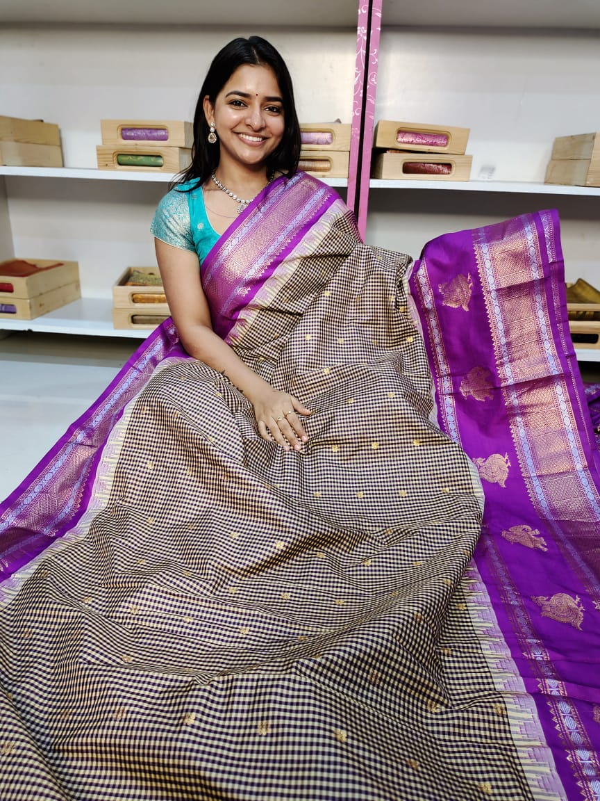 65% offer gadwal silk saree
