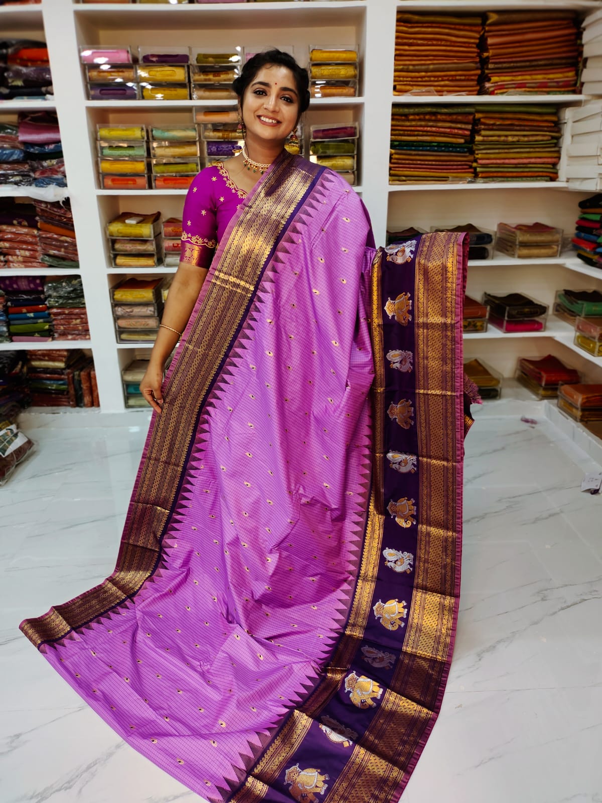 50% offer Valli gadwal