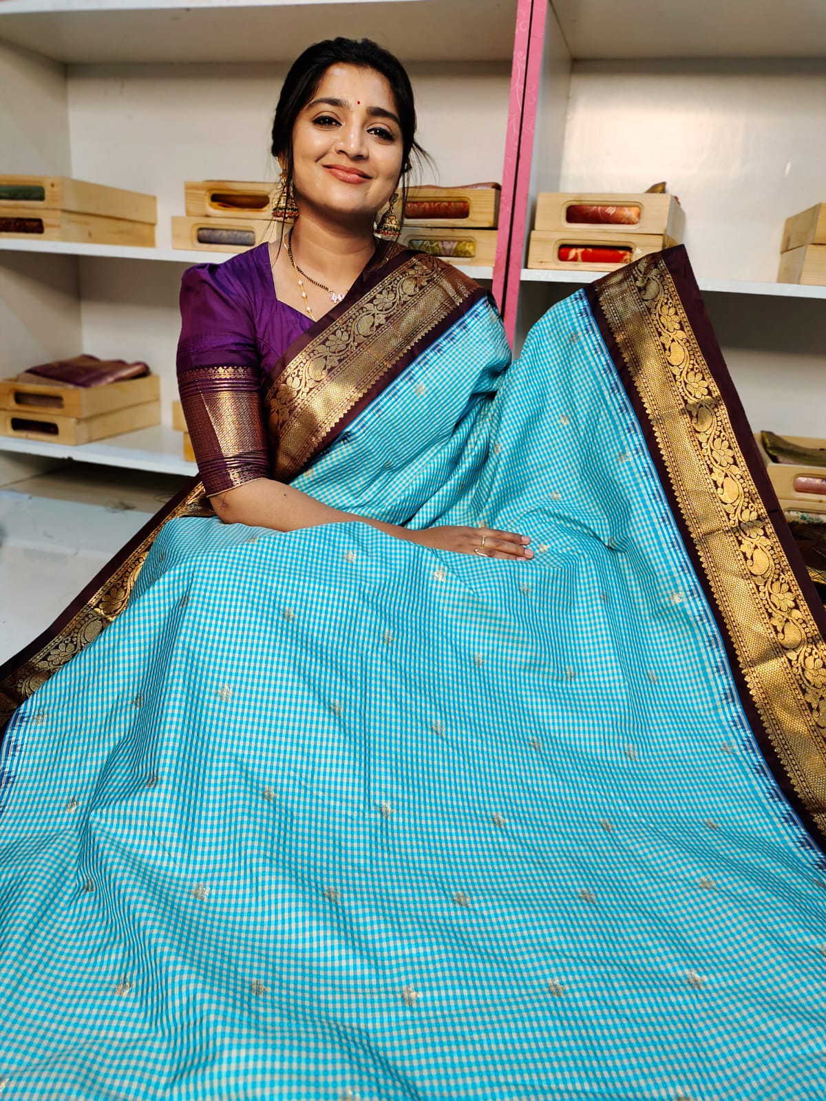 Vitange gadwal silk