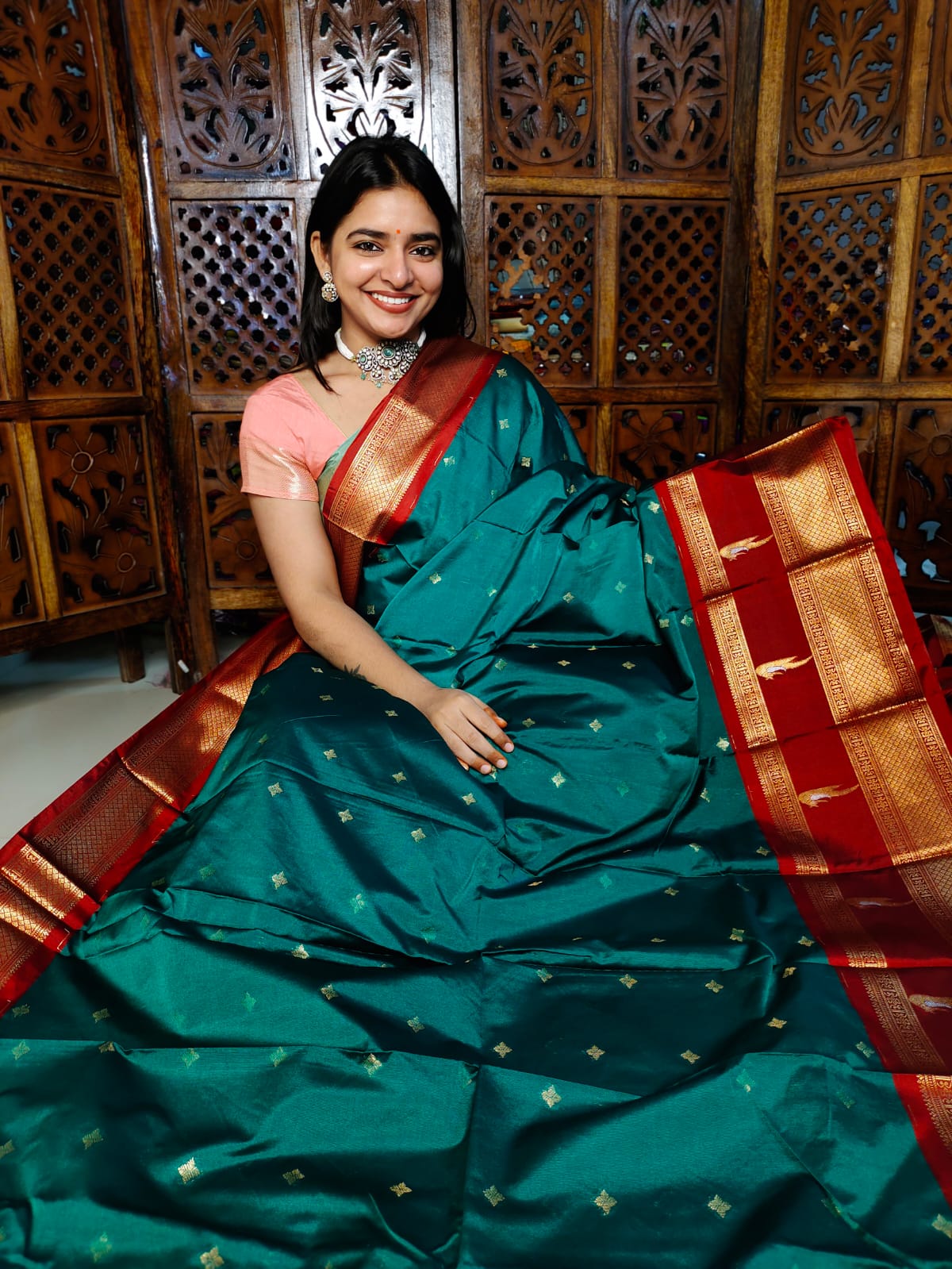 గద్వాల్ క్లియరెన్స్ సేల్