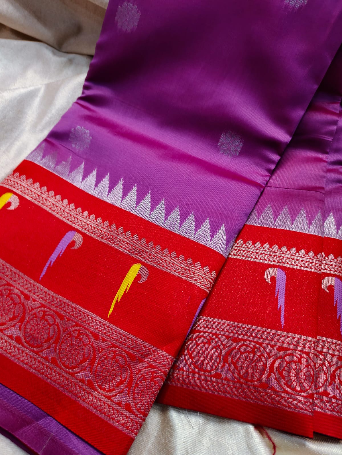Sravanam sale