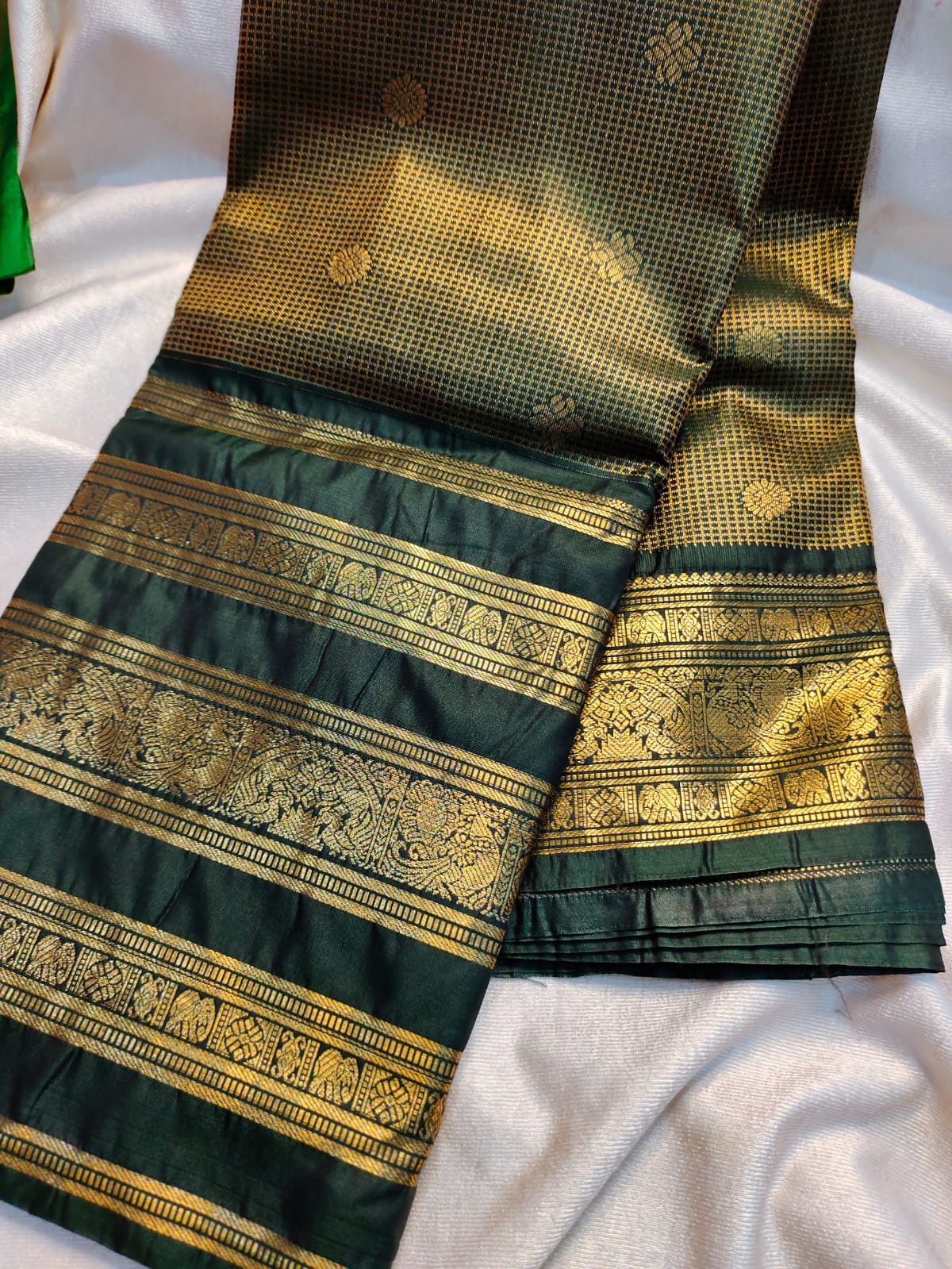 Vintage gadwal sarees