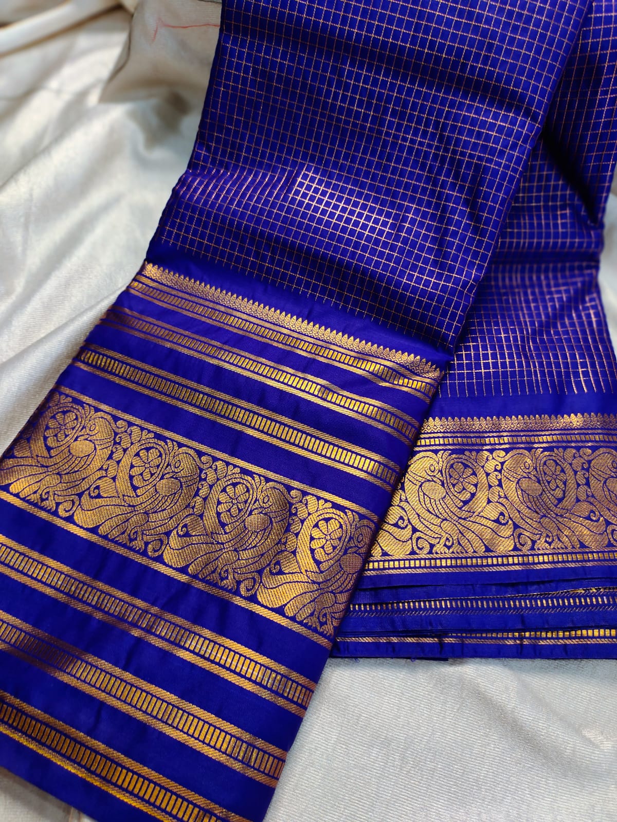 Vintage valli gadwal
