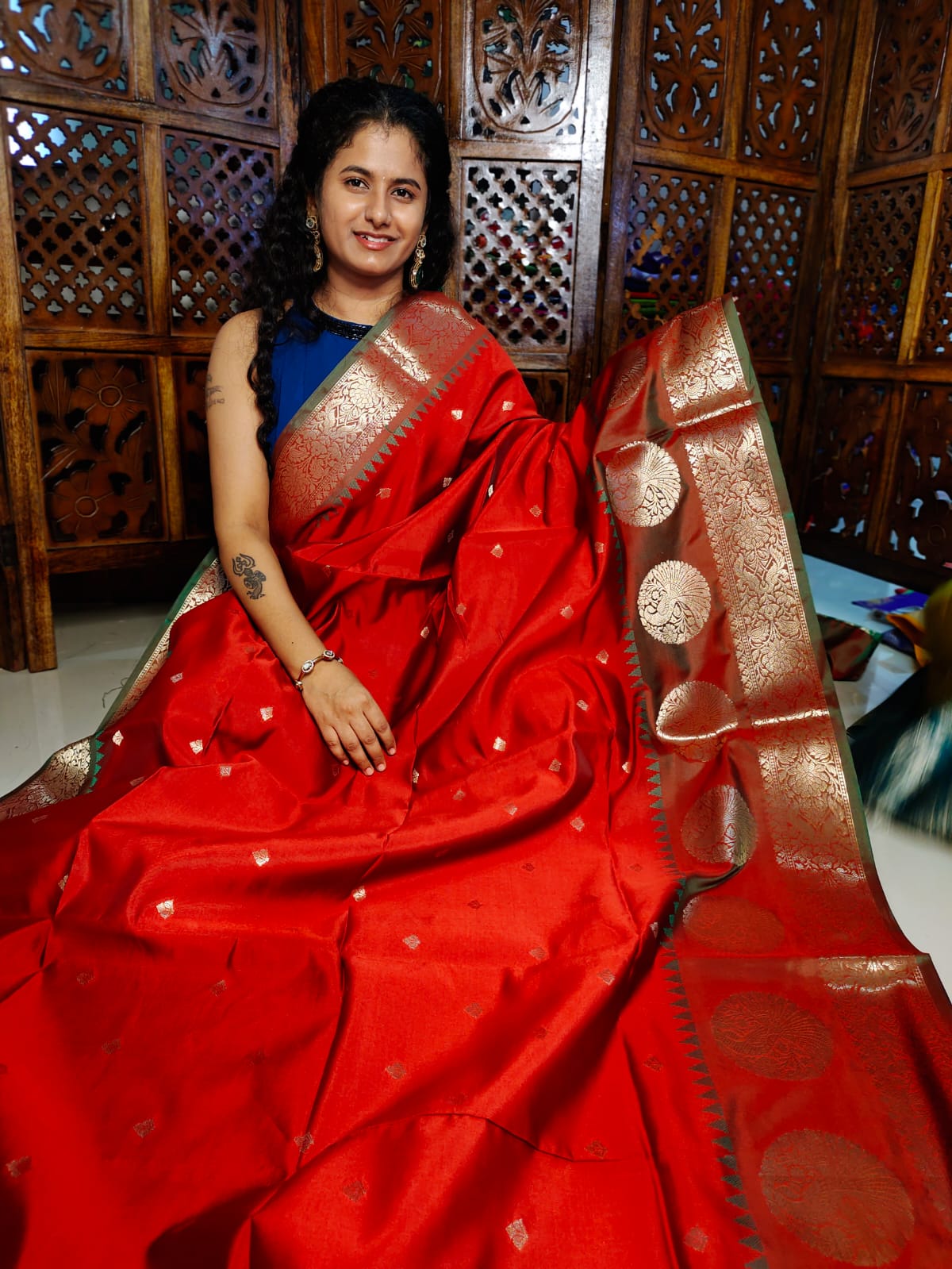 50% offer Saree