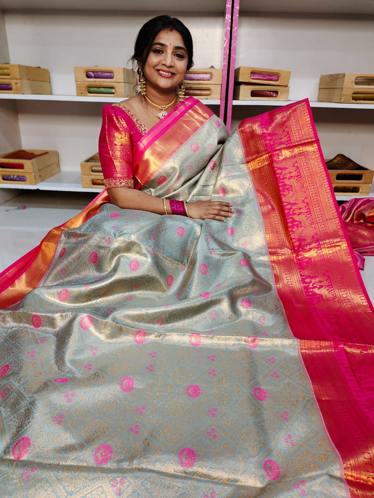 90% offer kanchi pattu collections