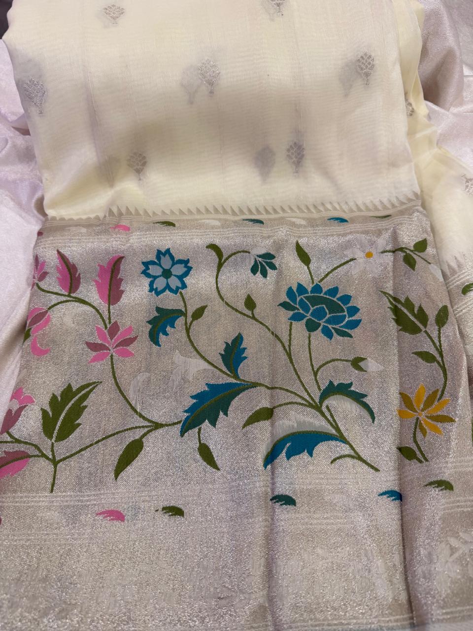 Paithani zute silk saree