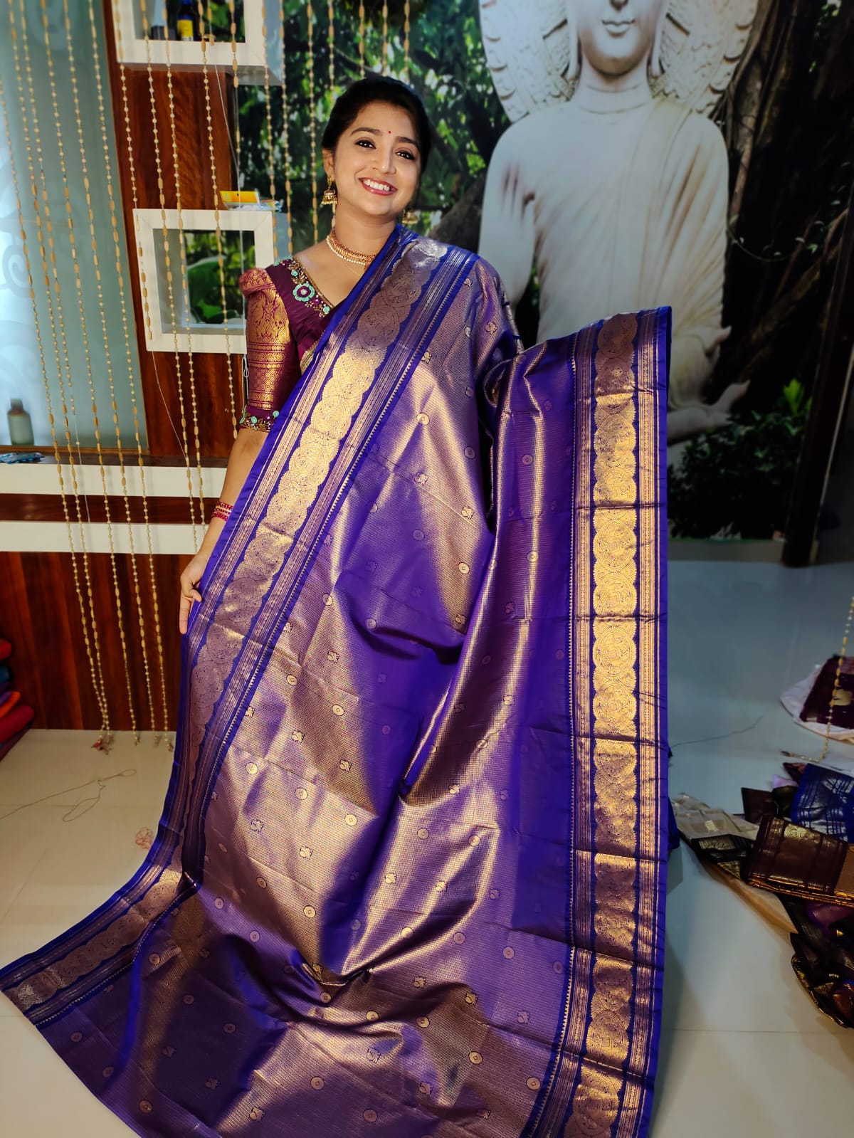 Valli gadwal 1day sale