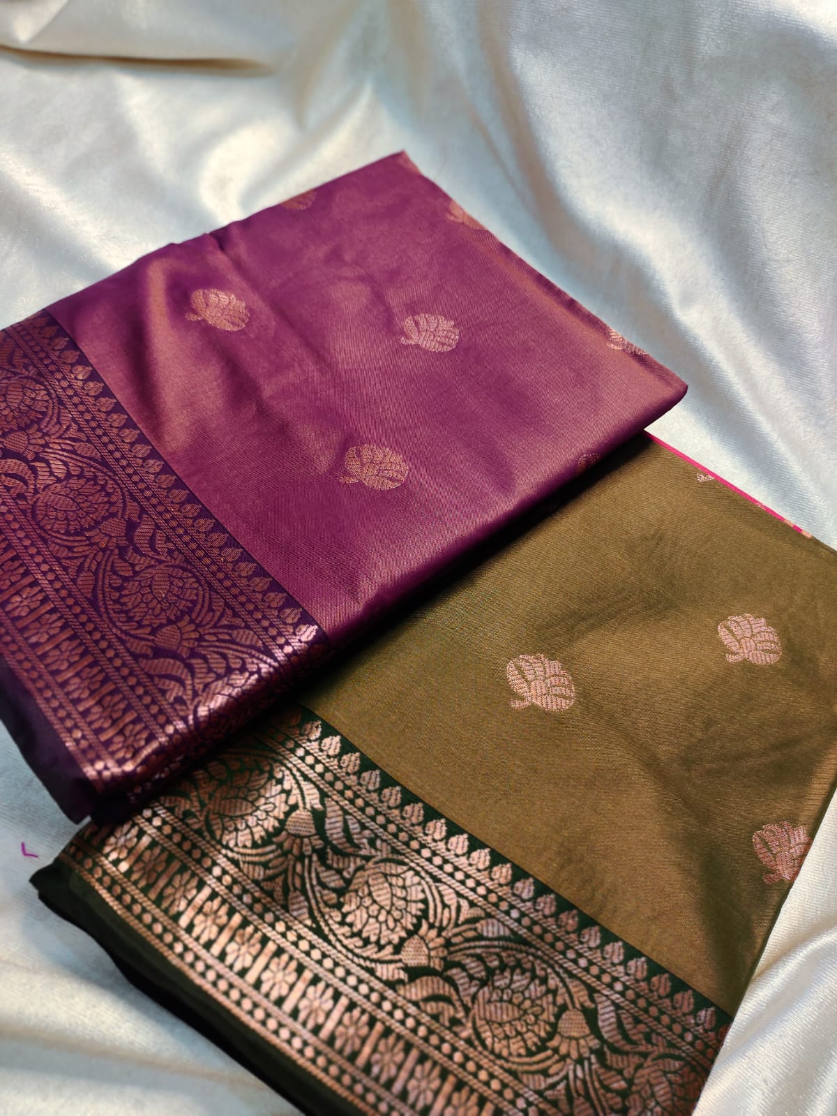 1+1 offer Uppada silk