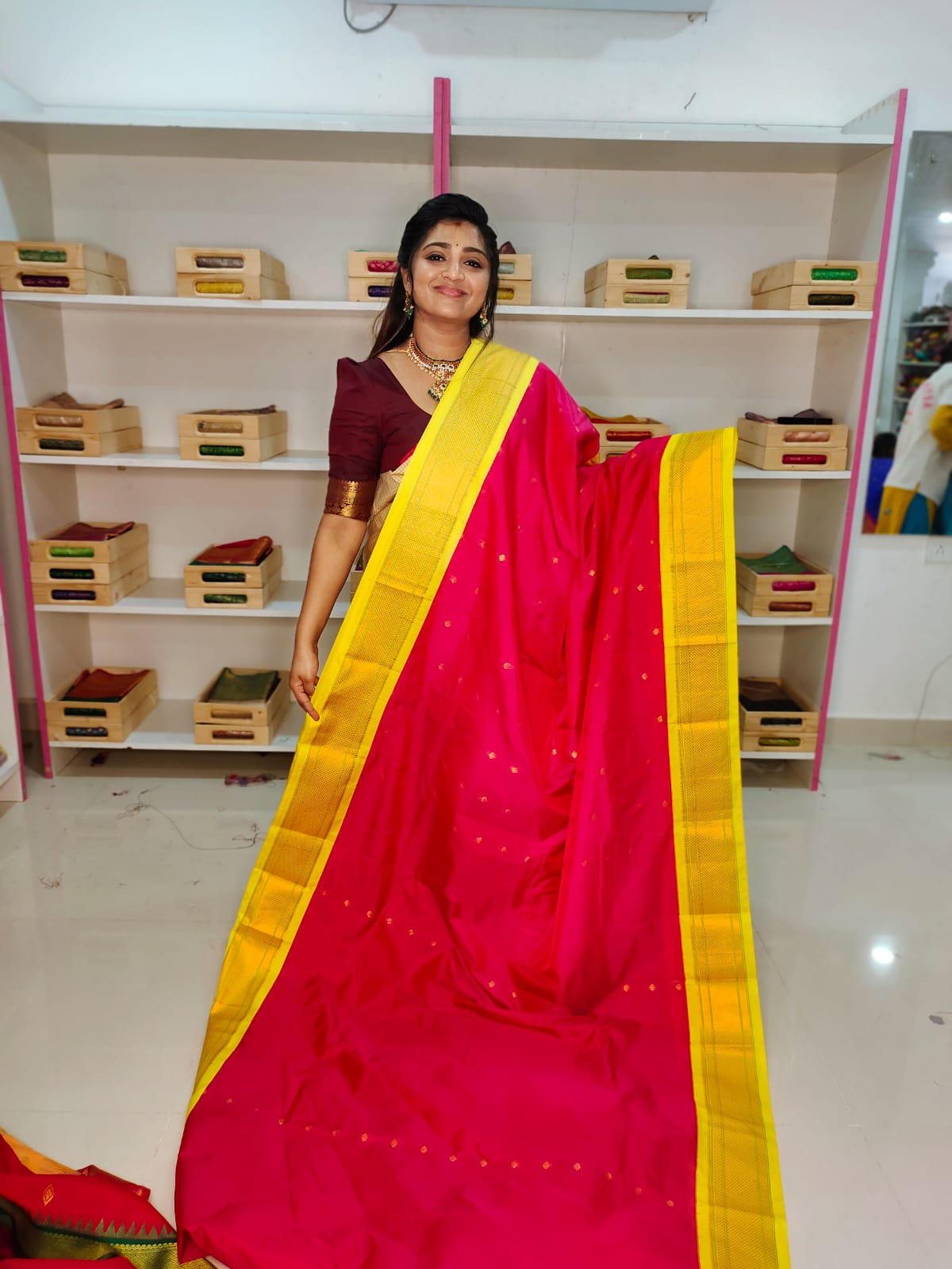 గద్వాల్ క్లియరెన్స్ సేల్