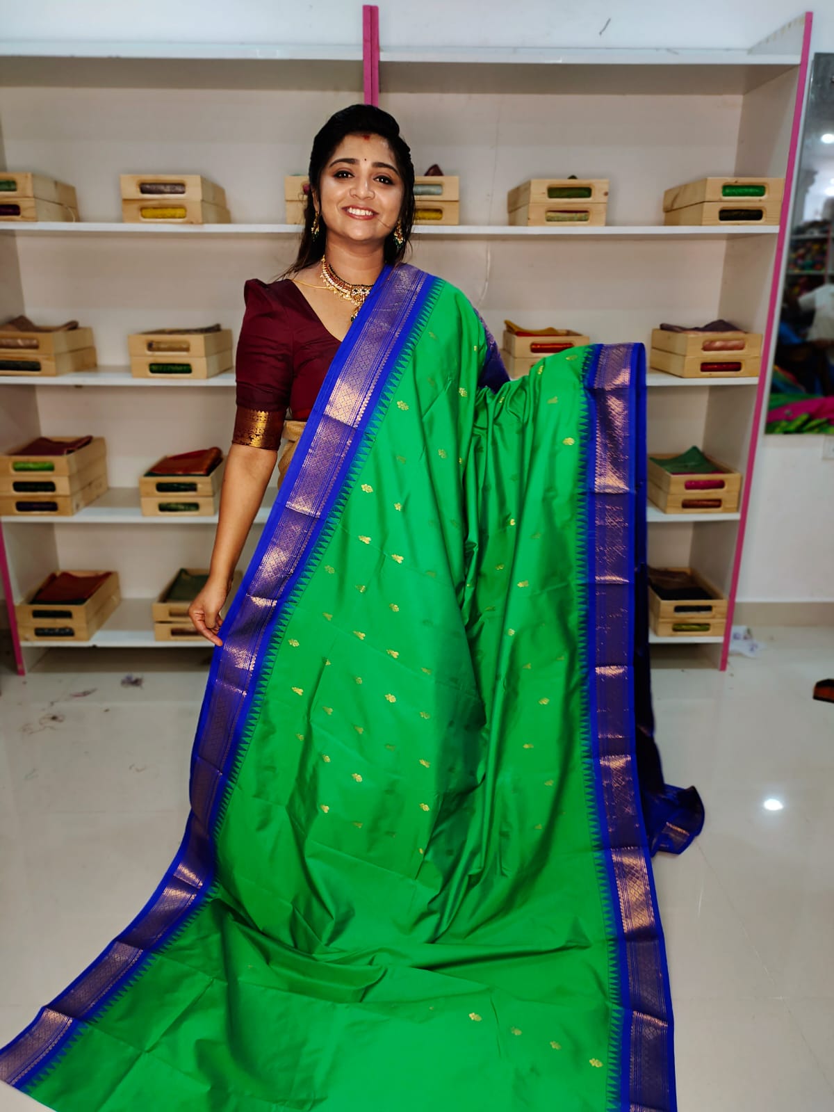 గద్వాల్ క్లియరెన్స్ సేల్