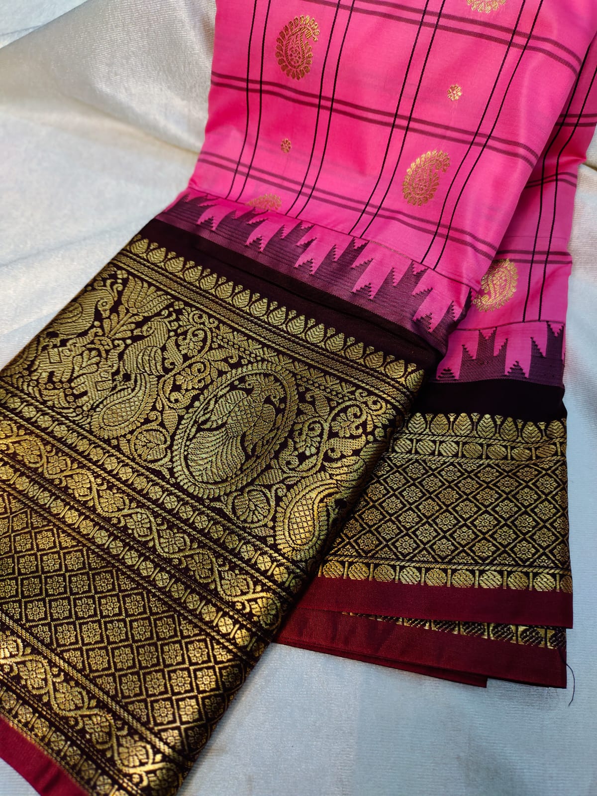 Vintage valli gadwal