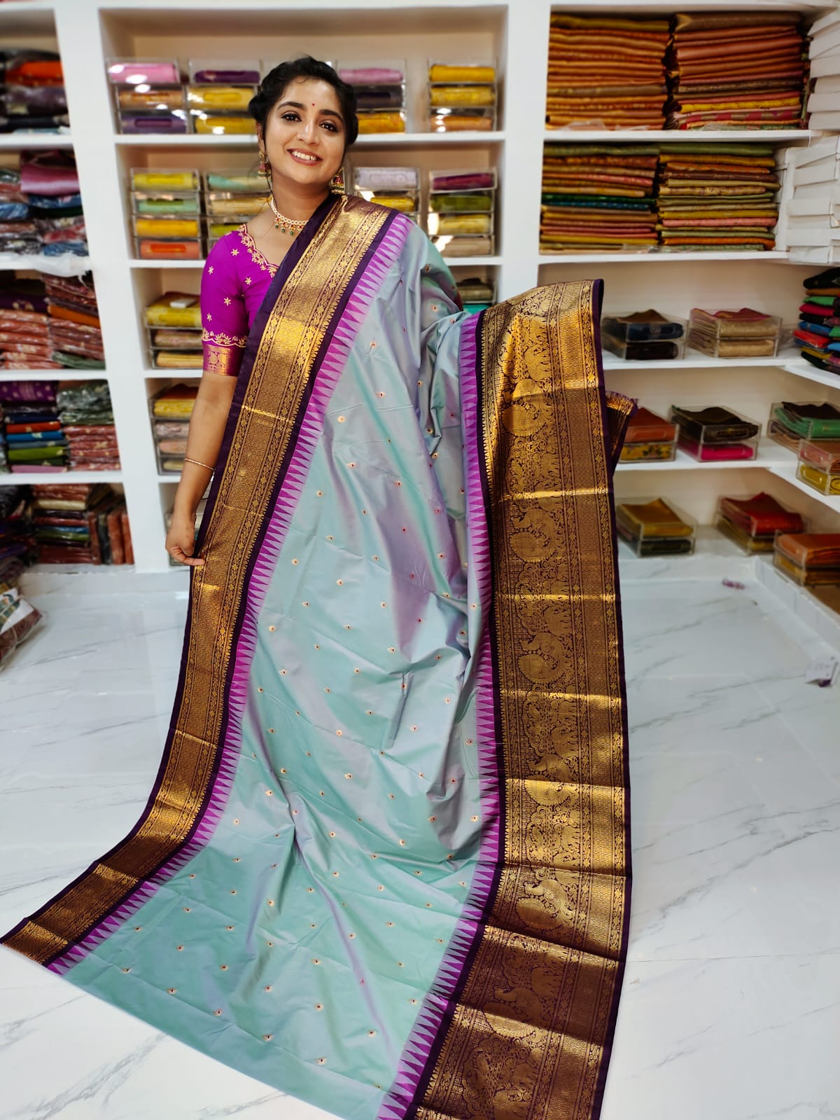 50% offer Valli gadwal